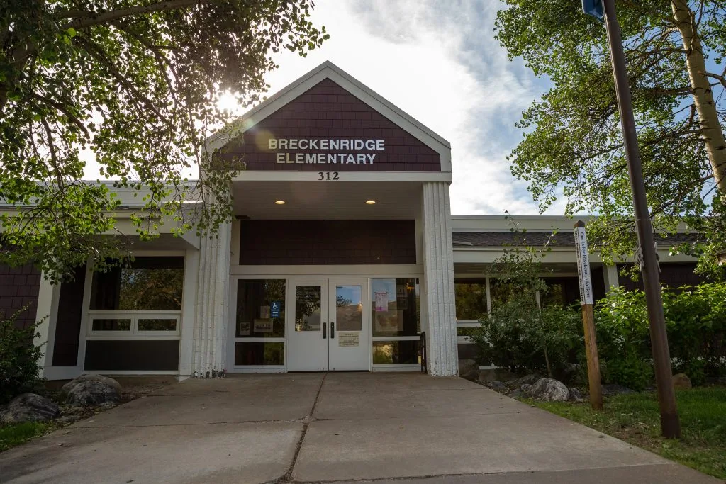 breckenridge_elementary_school.webp