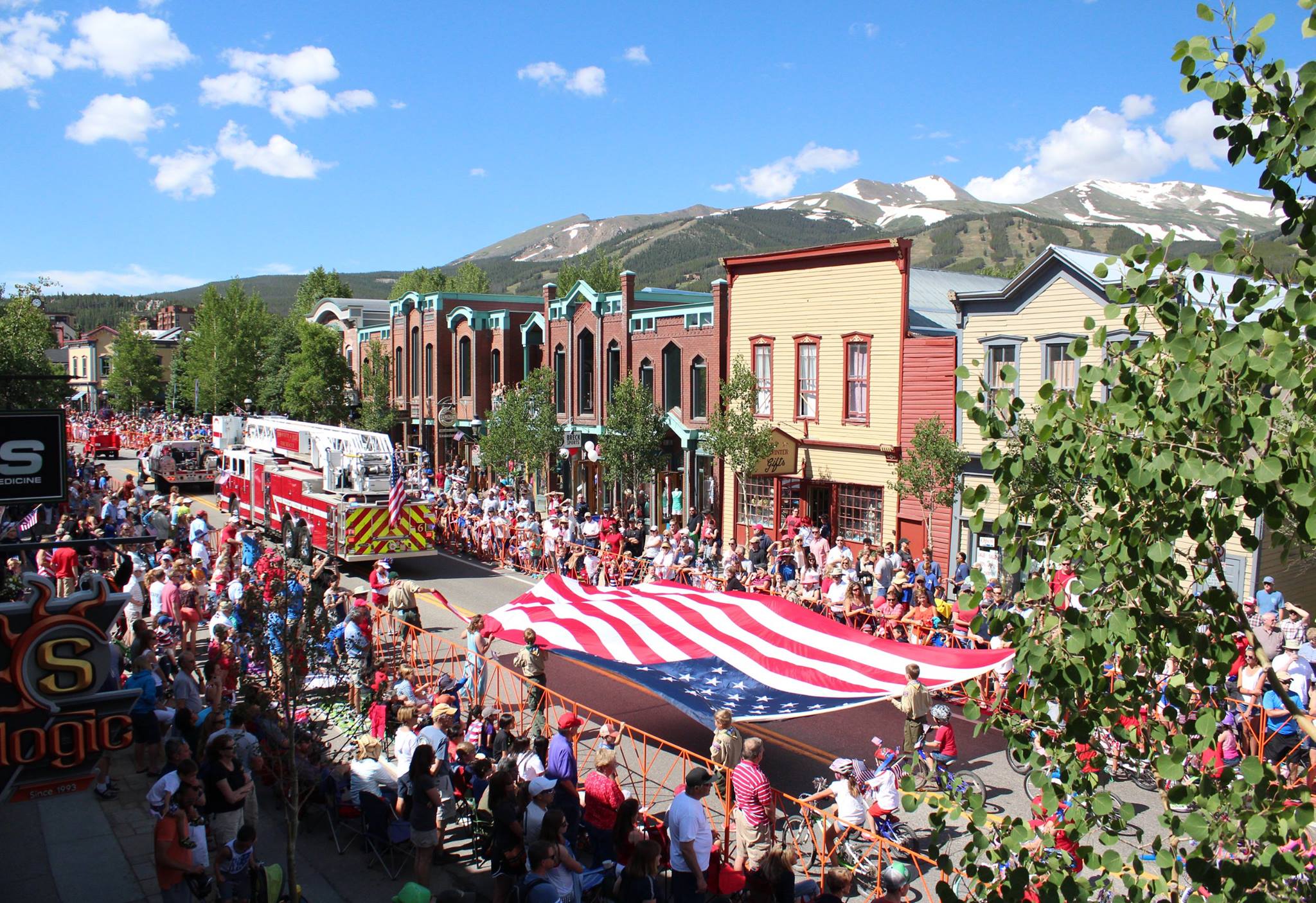 breckenridge_parade.jpg